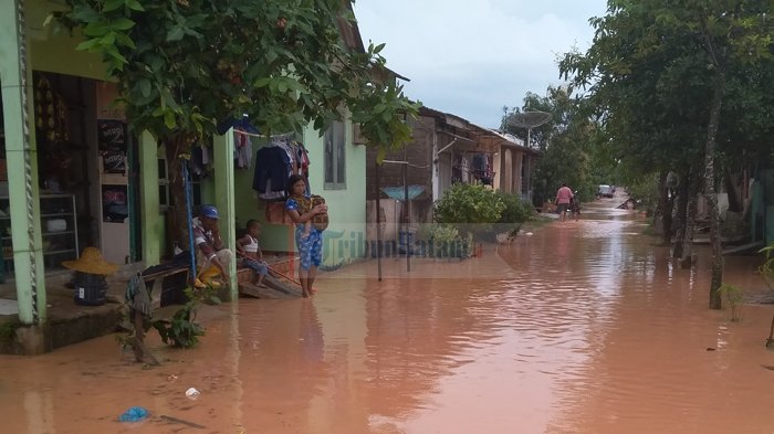 Setiap Kali Hujan Turun Deras, Perumahan di Batuaji Ini Banjir. Ini Penampakannya