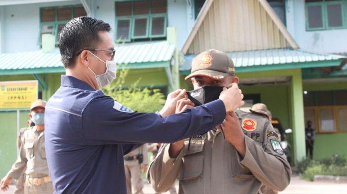 Dukung Pencegahan Wabah Covid-19, BPJAMSOSTEK Salurkan 800 Masker ke Satpol PP Kota Batam
