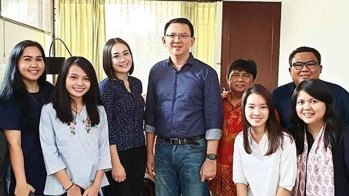 Ahok Pilih Fotografer Langganan Artis,  Foto Prewedding.dengan Puput Nastiti Devi?