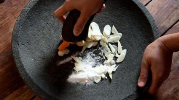 Ini Trik Bikin Bumbu yang Diblender Seenak Diulek di Cobek