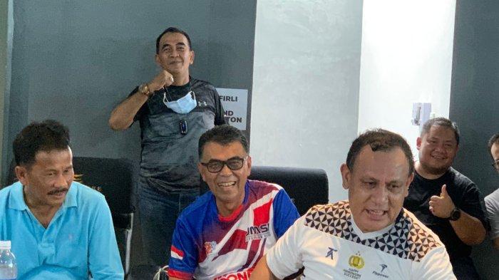 Bupati Natuna Wan Siswandi Ajak Media Ikut Andil Dalam Pembangunan