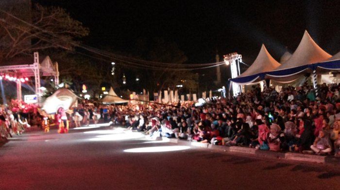 Car Free Night - Tarian Alam dari INLA Batam Memukau Penonton