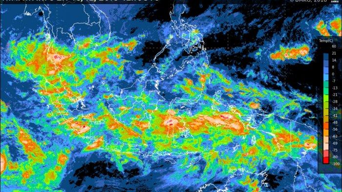 Peringatan Dini BMKG: Waspadai Hujan Lebat Disertai Angin Kencang dan Petir di Wilayah Kepri Ini