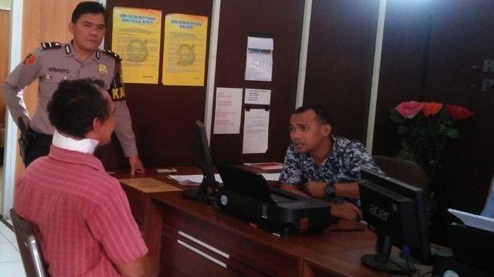 Nunggu Penumpang Sambil Bercanda, Tukang Becak Ini Malah Dibacok Teman Sendiri