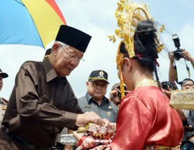 Gubernur Kepri Ambil Sikap Untuk Hadapi Gugatan Istono