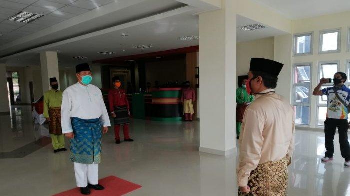 Jadi Inspektur Upacara saat HUT Anambas, Bupati Abdul Haris Minta Warga Jaga Zona Hijau Covid-19