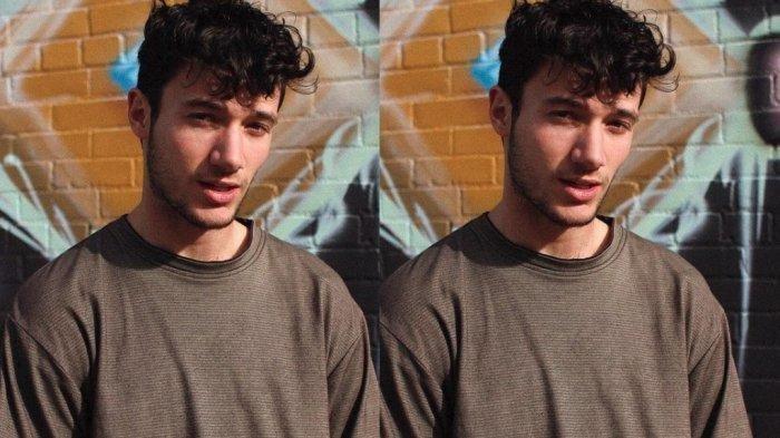 Download Musik MP3 Lagu Jeremy Zucker 'Comethru' di Android dan iPhone. Lengkap Lirik dan Terjemahan