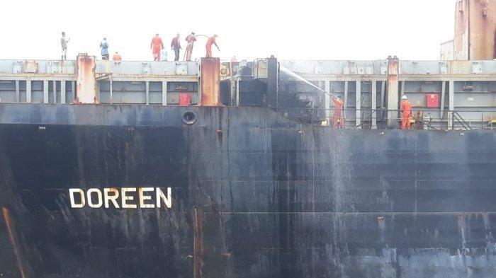 Kapal Berbendara Panama Terbakar, Diduga Karena Arus Pendek, Begini Keterangan ABK