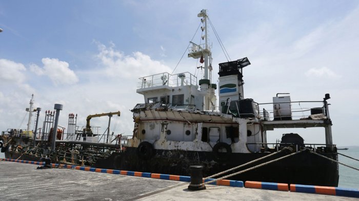 KPLP Tanjunguban Ungkap Penemuan Kapal Misterius di Nongsa. Ada Bendera Malaysia, Siapa Punya?