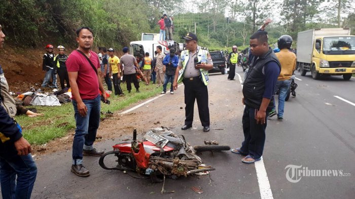 Bikin Merinding! Inilah Cerita Mistis di Balik Tanjakan Emen Lokasi Kecelakaan Maut Subang!