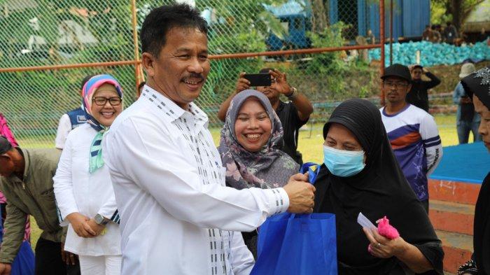 Kepala BP Batam Distribusikan 7.200 Paket Sembako di Kecamatan Batu Ampar