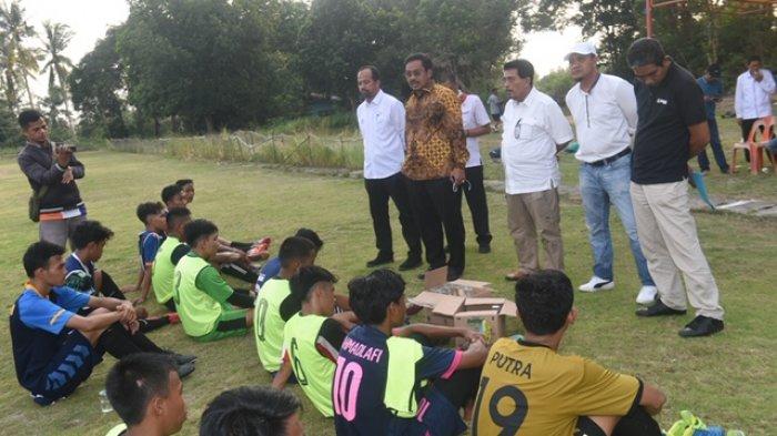 Seleksi Pemain 757 Kepri Jaya, Nurdin Minta Panitia Lakukan Seleksi Secara Objektif dan Transparan