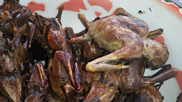 Kuliner Ekstrim di Pasar Beringharjo Yogyakarta, Kelelawar Bakar - kuliner-ekstrim-di-pasar-beringharjo-yogyakarta-kelelawar-bakar2_20160514_190829.jpg
