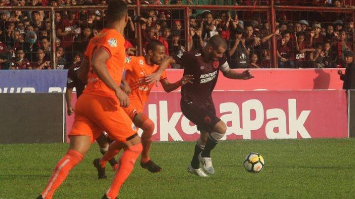 Pertarungan Sengit Dua Perebut Tahta. Persija vs Sriwijaya, PSM vs Bali United, Siapa Juara?