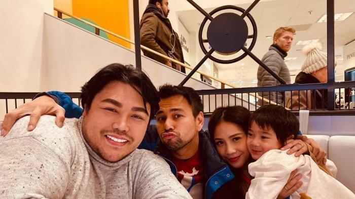 Dibebaskan Raffi Ahmad Pilih Kado Sendiri, Ivan Gunawan Dibelikan Tas Mewah