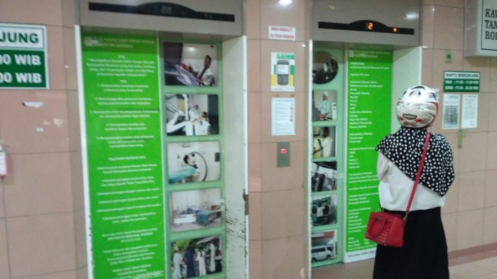 Rombongan Guru TK Terjebak Lift, Direktur RSUD Karimun Blak-blakan Pemicunya!