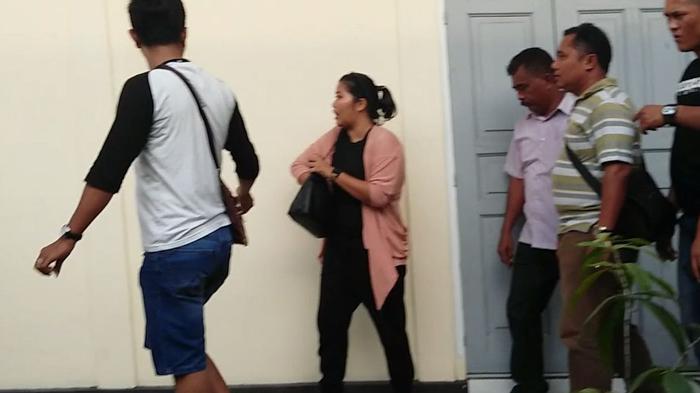 Sstt, Ada Makelar Kasus 'Berkeliaran' di PN Tanjungpinang. Ini Tersangkanya