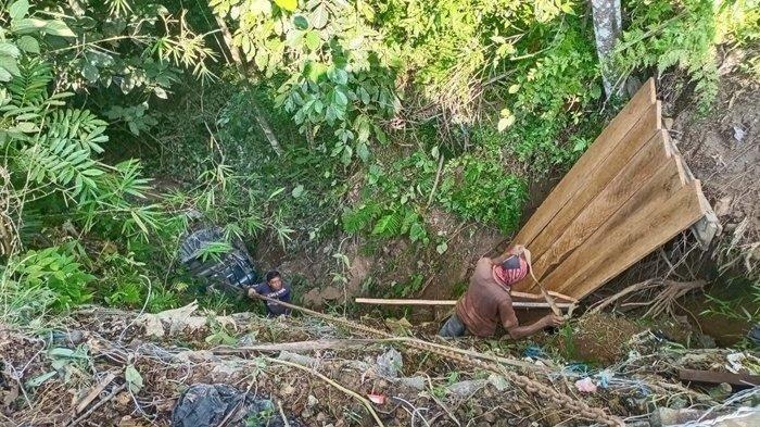 Kecelakaan Maut Hari ini, Mobil Daihatsu Xenia Masuk Jurang, 1 Orang Tewas