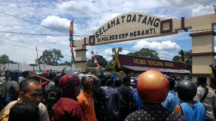 15 Anggota Polres Meranti Dibawa ke Polda Riau untuk Diperiksa
