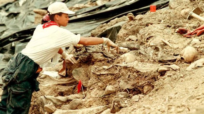 Luka Bosnia Berdarah Lagi: Saya Menghitung 50 Mayat, Tak Kuat, Saya Tak Tahu Berapa Jumlahnya