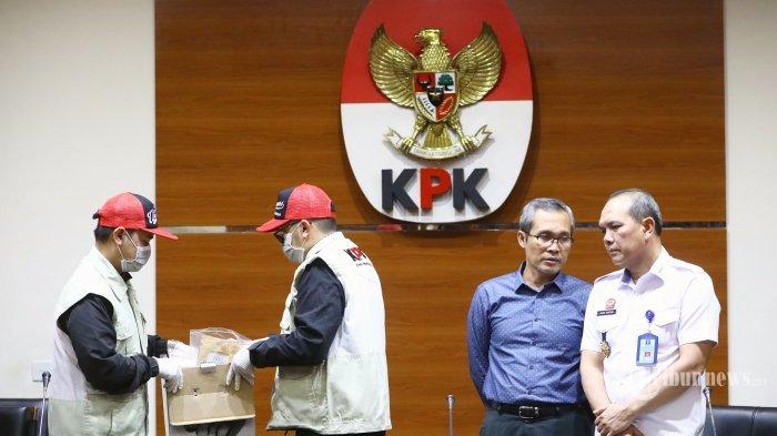 Fakta-fakta Penangkapan Jaksa Kejati DKI Oleh KPK: Uang Dollar Hingga Bantahan Viral HM Prasetyo