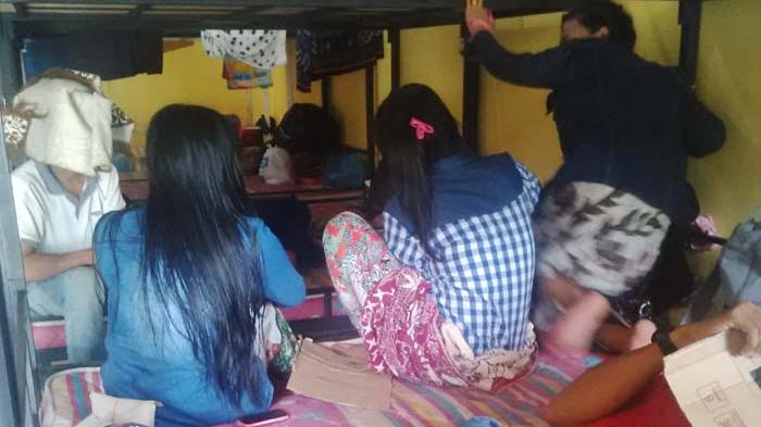 Rabu, 64 TKI Illegal Asal Madura Dipulangkan Menggunakan Kapal Pelni