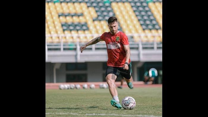 Live Streaming Persebaya vs Persita di Indosiar, Saatnya Pemain Asing Cetak Gol