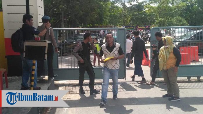Mapolda Riau Diserang Terduga Teroris. Penjagaan Mapolresta Barelang Makin Diperketat