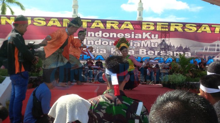 Ragam Tarian dari Berbagai Daerah Ditampilkan di Acara Nusantara Bersatu di Engku Putri