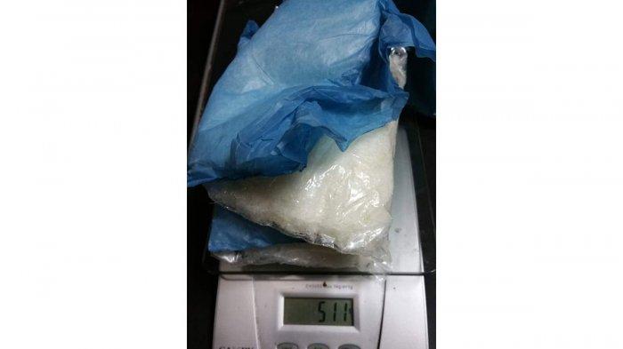 Curiga saat Alarm Berbunyi, Seorang Penumpang Tujuan Semarang Tertangkap Bawa Sabu di Hang Nadim