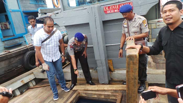 Dua Kapal Bermuatan BBM Solar Ilegal Senilai Rp 300 Juta Diamankan Petugas