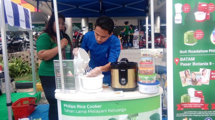 Rice Cooker Philips Bisa untuk Bikin Kue Lho. Dibuktikan Sendiri Saat Demo Masak