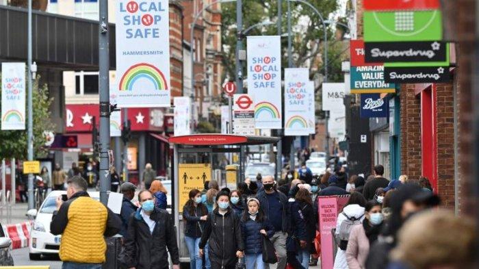 Ada Virus Baru, Inggris Tutup Semua Toko dan Larang Pertemuan