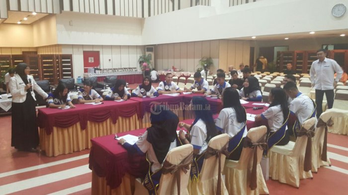 Hari Pertama Karantina Duta BP Batam, 14 Finalis Dibekali Materi Personal Power