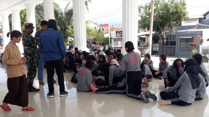 Puluhan Anggota Paskibra Menangis Histeris bahkan Pingsan Dengar Pelatihnya Meninggal Dunia