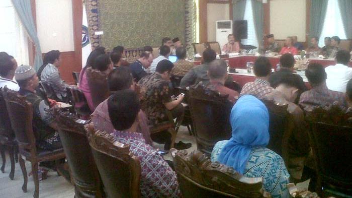 Gubernur Ingin Peresmian Monumen Bahasa di Penyengat saat HPN