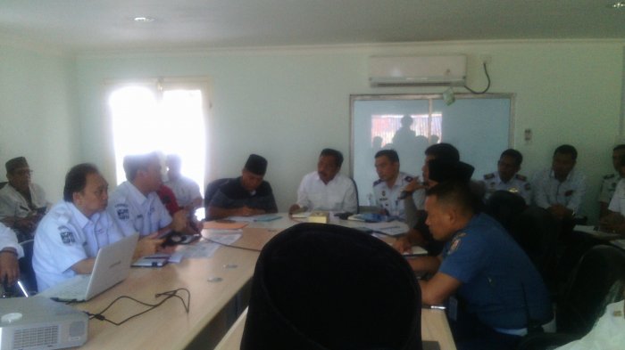 Nurdin Rapat Persiapan Lebaran di KSOP Pinang, Janji Awasi Kapal Over Kapasitas!