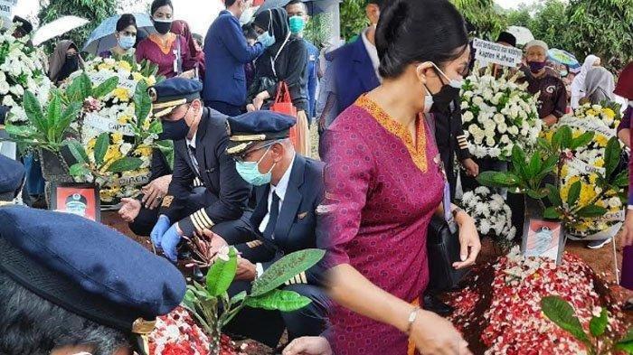 Penghormatan Terakhir Pilot hingga Pramugari untuk Captain Afwan, Dikenang Baik dan Rendah Hati