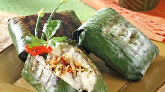 Resep dan Cara Membuat Nasi Bakar Teri Kemangi Pete, Aroma Harumnya Menggugah Selera