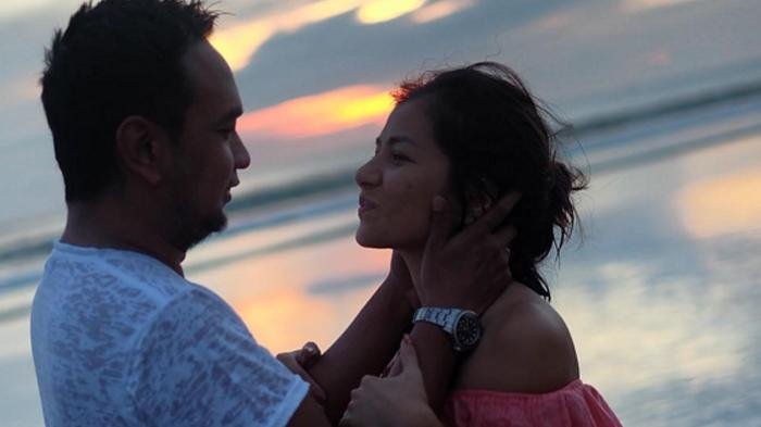 DUH Bebi Romeo Memang Pejuang Cinta Sejati. 10 Tahun Menanti Meisya Bahkan Sempat Ditinggal Nikah