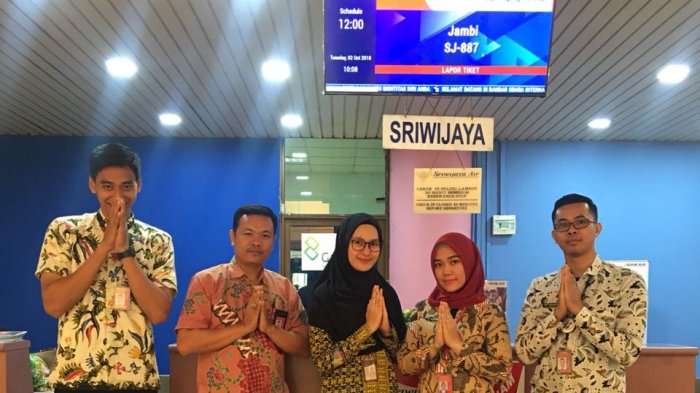 Sriwijaya Air Group Ikut Semarakkan Hari Batik Nasional