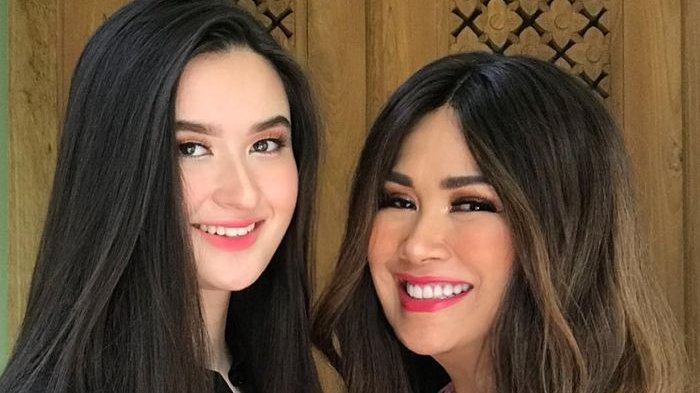 Disebut Mirip Kareena Kapoor, Inilah Potret Kecantikan Putri Bungsu Titi DJ