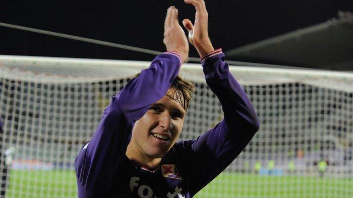 Transfer Federico Chiesa ke Juventus Sulut Amarah Suporter Fiorentina, Spanduk Protes Bertebaran
