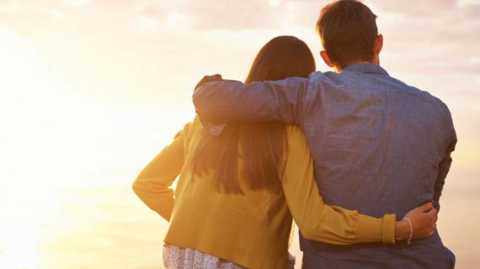 HASIL RISET: Wanita Cantik Ternyata Rata-Rata Punya Sahabat Seorang Gay. Apa Alasannya?