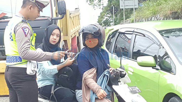 Sekolah Sudah Sering Ingatkan Siswa Soal Aturan Lalu Lintas. Tapi Ada Juga yang Terjaring Razia