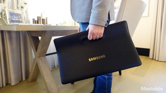 Samsung Resmi Kenalkan Tablet Besar Berukuran 18,4 Inci