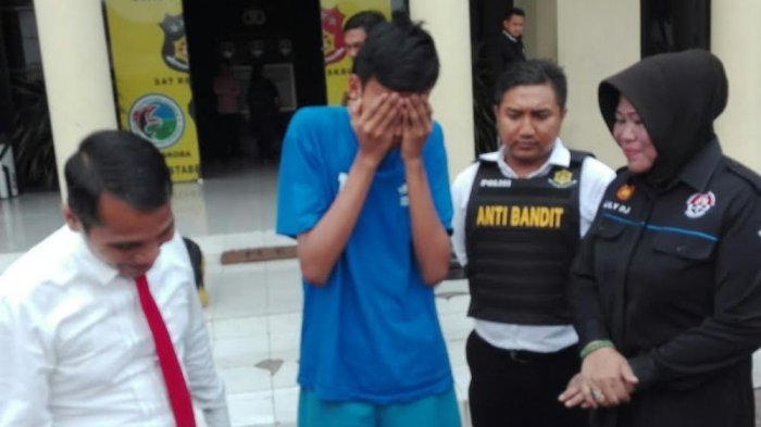 Nekat! Remaja 18 Tahun Ini Cabuli Teman Wanitanya di Rumah Ibadah