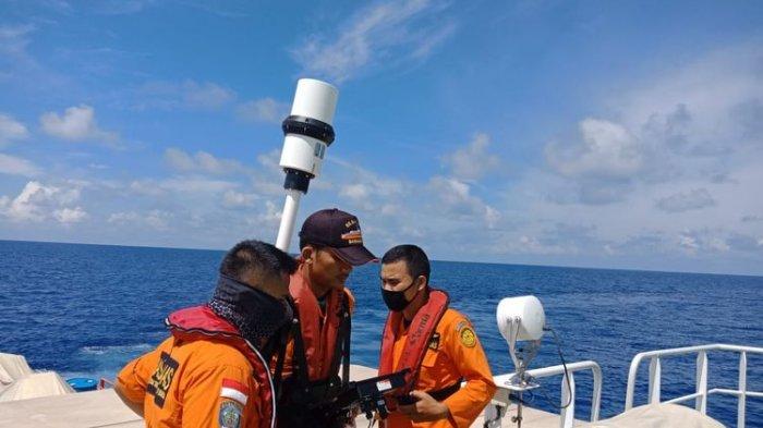 Sinyal Tanda Bahaya di Laut Bangka Gegerkan Tim SAR Dunia, Baru Terungkap Setelah 7 Jam Dicari