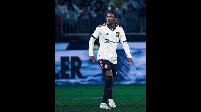 Tyrell Malacia Sebut Tujuh Pemain Manchester United Bantu Untuk Beradaptasi