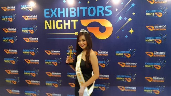 GIIAS 2018 - Kenalkan, SPG Cantik Vivian Wijaya. Dinobatkan Jadi Miss Auto Show 2018
